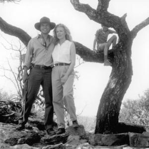 Still of Kim Basinger Vincent Perez and Liam Aiken in I Dreamed of Africa 2000