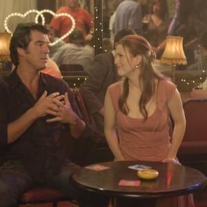 Still of Pierce Brosnan and Julianne Moore in Laws of Attraction (2004)