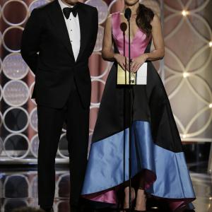 Sandra Bullock and Tom Hanks at event of 71st Golden Globe Awards 2014
