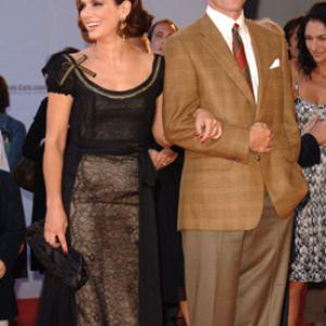 Sandra Bullock and Douglas McGrath at event of Infamous 2006