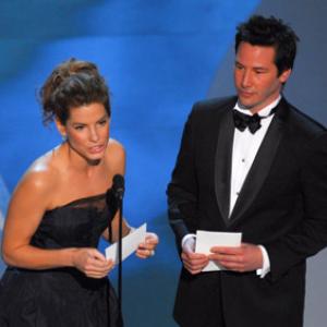 Sandra Bullock and Keanu Reeves at event of The 78th Annual Academy Awards 2006