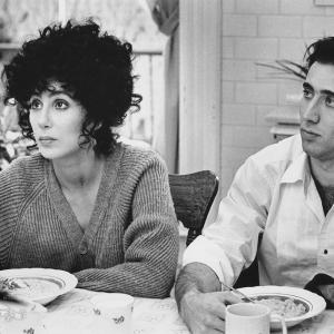 Still of Nicolas Cage and Cher in Pamise 1987