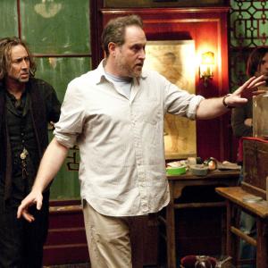 Nicolas Cage and Jon Turteltaub in Burtininko mokinys (2010)
