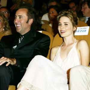 Nicolas Cage and Alison Lohman at event of Matchstick Men (2003)