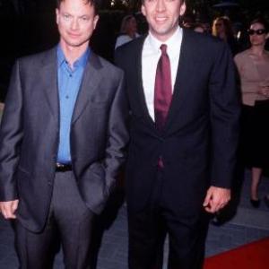 Nicolas Cage and Gary Sinise at event of Snake Eyes 1998