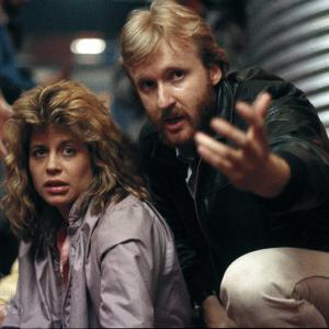 James Cameron and Linda Hamilton in Terminatorius 1984