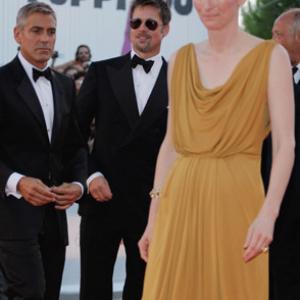 Brad Pitt George Clooney and Tilda Swinton at event of Perskaityk ir sudegink 2008