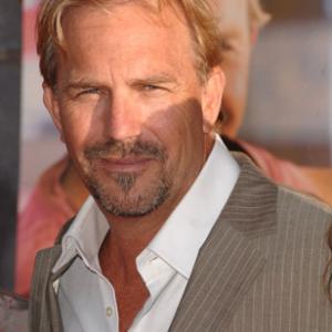 Kevin Costner at event of Swing Vote 2008