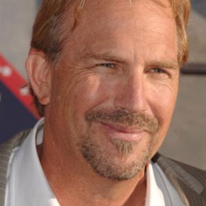 Kevin Costner at event of Swing Vote (2008)