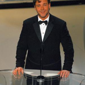 Russell Crowe at event of The 78th Annual Academy Awards (2006)