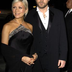 Russell Crowe and Danielle Spencer at event of Master and Commander The Far Side of the World 2003