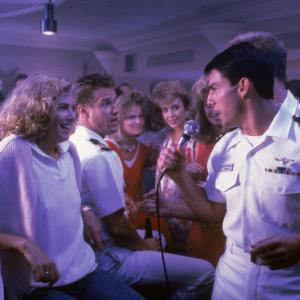 Still of Tom Cruise and Kelly McGillis in Top Gun (1986)