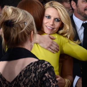Claire Danes and Julianne Moore at event of The 64th Primetime Emmy Awards 2012