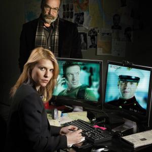 Still of Claire Danes and Mandy Patinkin in Tevyne 2011