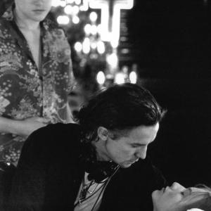 Still of Claire Danes, Leonardo DiCaprio and Baz Luhrmann in Romeo ir Dziuljeta (1996)