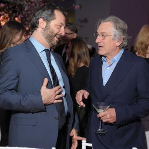 Robert De Niro and Judd Apatow at event of Susizadeje penkerius metus 2012