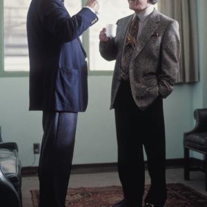 Still of Robert De Niro and Dustin Hoffman in Wag the Dog (1997)