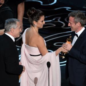 Robert De Niro, Penélope Cruz and Spike Jonze at event of The Oscars (2014)