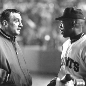 Still of Robert De Niro and Wesley Snipes in The Fan (1996)