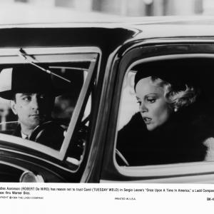 Still of Robert De Niro and Tuesday Weld in Karta Amerikoje (1984)