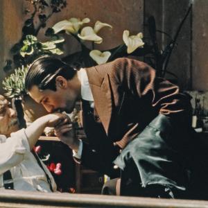 Still of Robert De Niro and Giuseppe Sillato in Krikstatevis II (1974)