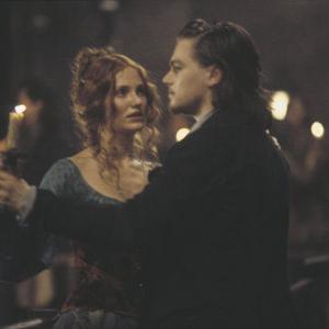 Still of Leonardo DiCaprio and Cameron Diaz in Niujorko gaujos (2002)
