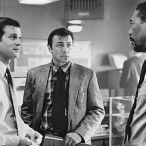 Still of Cary Elwes, Morgan Freeman and Alex McArthur in Kiss the Girls (1997)