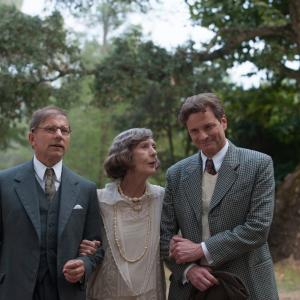 Still of Colin Firth, Eileen Atkins and Simon McBurney in Menesienos magija (2014)