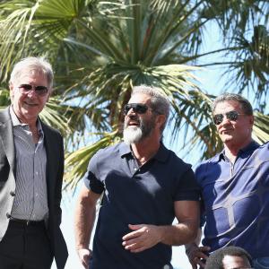 Harrison Ford, Mel Gibson and Sylvester Stallone at event of Nesunaikinami 3 (2014)