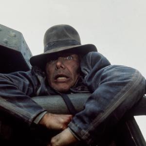 Still of Harrison Ford in Indiana Dzounsas ir paskutinis kryziaus zygis 1989