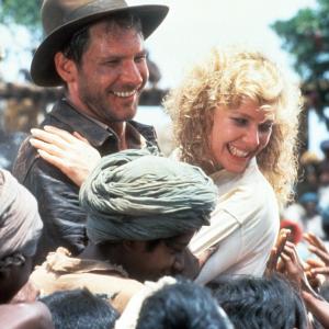 Still of Harrison Ford and Kate Capshaw in Indiana Dzounsas ir lemties sventykla 1984