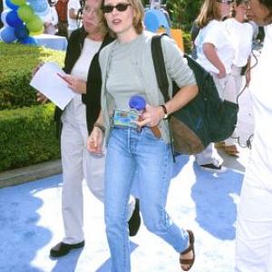 Jodie Foster at event of Blue's Big Musical Movie (2000)