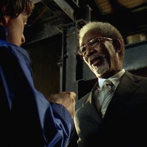Still of Morgan Freeman and James McAvoy in Ieskomas (2008)