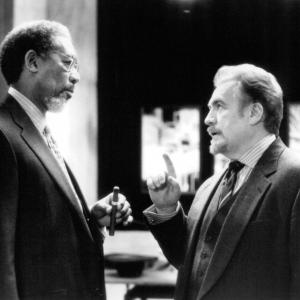 Still of Morgan Freeman and Brian Cox in Chain Reaction 1996