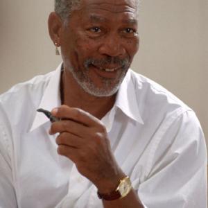 Still of Morgan Freeman in The Big Bounce 2004