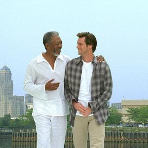 Still of Jim Carrey and Morgan Freeman in Bruce Almighty (2003)