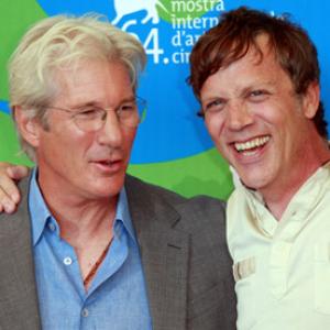 Richard Gere and Todd Haynes at event of Manes cia nera 2007