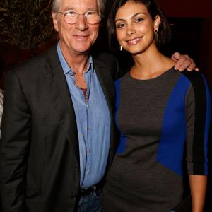 Richard Gere and Morena Baccarin at event of Apgaulinga aistra 2012