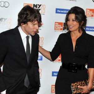Gina Gershon and Jesse Eisenberg at event of The Social Network (2010)