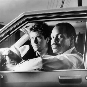 Still of Mel Gibson and Danny Glover in Mirtinas ginklas 2 (1989)