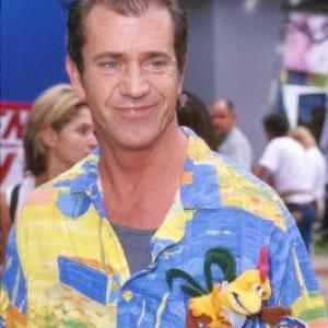 Mel Gibson at event of Chicken Run 2000