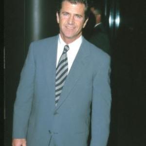 Mel Gibson at event of An Ideal Husband 1999