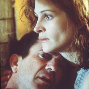 Still of Mel Gibson and Julia Roberts in Conspiracy Theory 1997