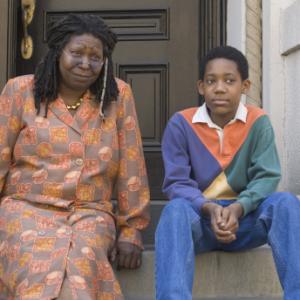 Still of Whoopi Goldberg and Tyler James Williams in Everybody Hates Chris 2005