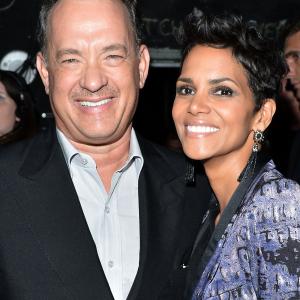 Tom Hanks and Halle Berry at event of Debesu zemelapis 2012