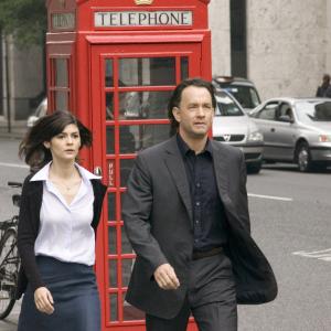 Still of Tom Hanks and Audrey Tautou in The Da Vinci Code 2006