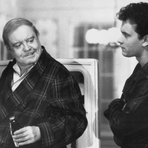 Still of Tom Hanks and Jackie Gleason in Nothing in Common 1986