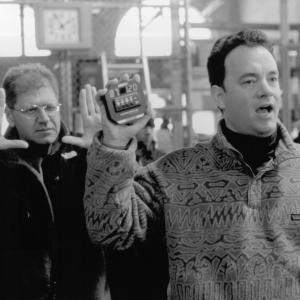 Still of Tom Hanks and Robert Zemeckis in Prarastasis (2000)
