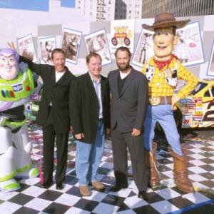 Tom Hanks Tim Allen and John Lasseter at event of Zaislu istorija 2 1999