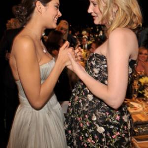Teri Hatcher and Cate Blanchett at event of 14th Annual Screen Actors Guild Awards 2008